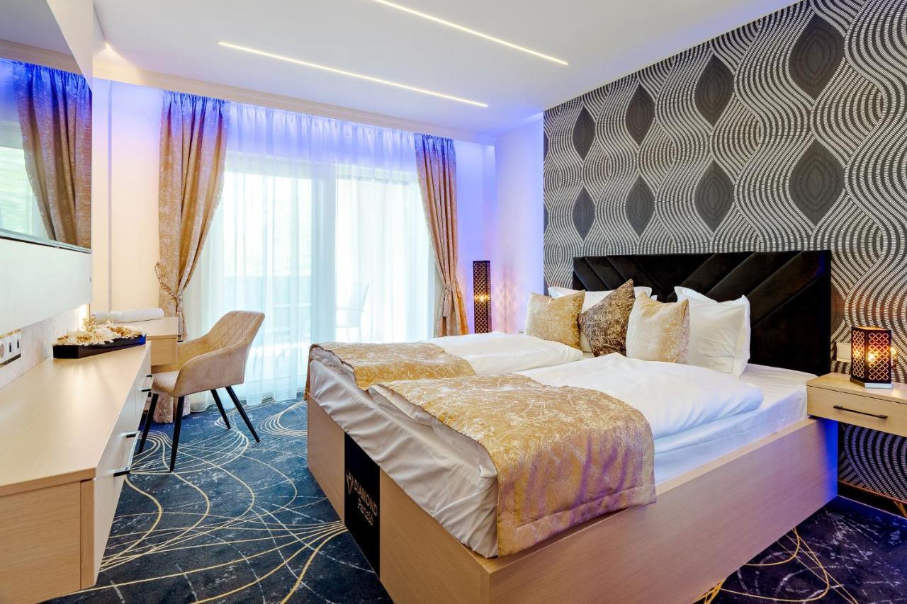 Diamond Panzio Bed & Breakfast Hajduszoboszlo Exterior photo