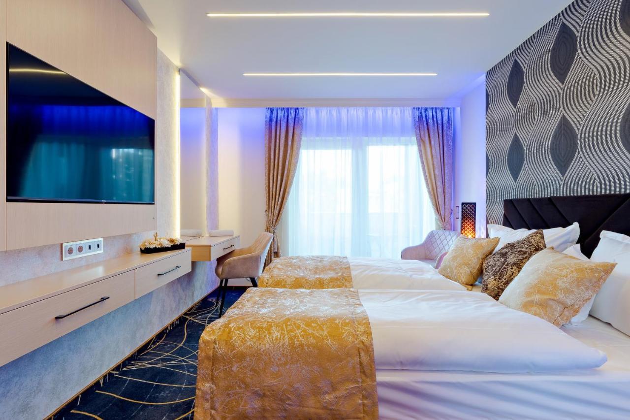 Diamond Panzio Bed & Breakfast Hajduszoboszlo Exterior photo